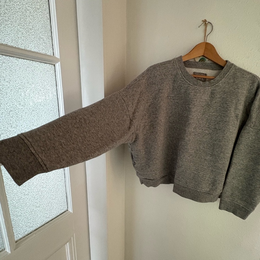Madewell MWL Heather Gray Sweatshirt - Picture 3 of 4